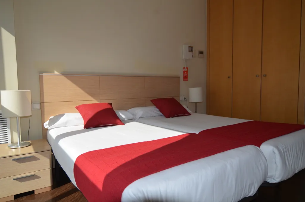 STUDIO CAPACITY 1 Room, Valencia Rental, Valencia