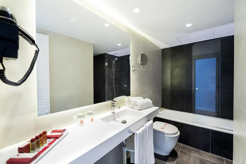 DOUBLE SINGLE USE EXECUTIVE Room, Guitart Grand Passage, Barcelona