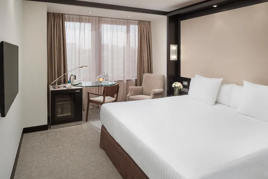 Double or Twin STANDARD Room, Melia Barcelona Sarria, Barcelona
