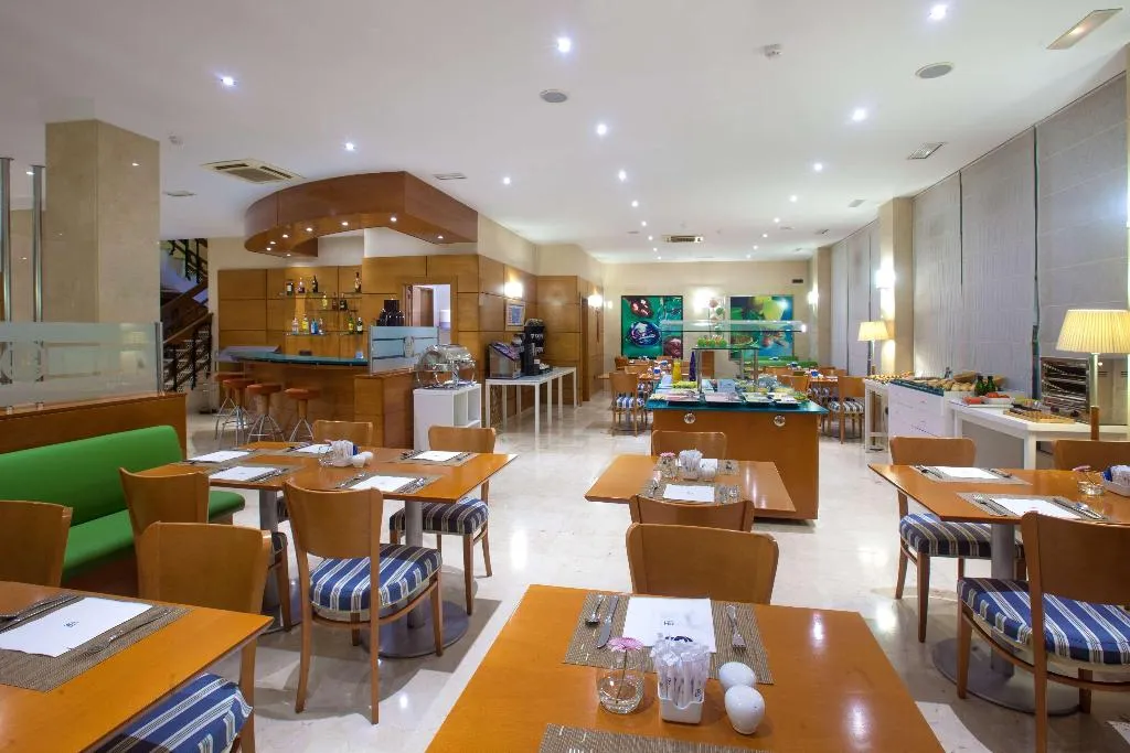 Restaurant, NH San Pedro de Alcántara, Costa Del Sol