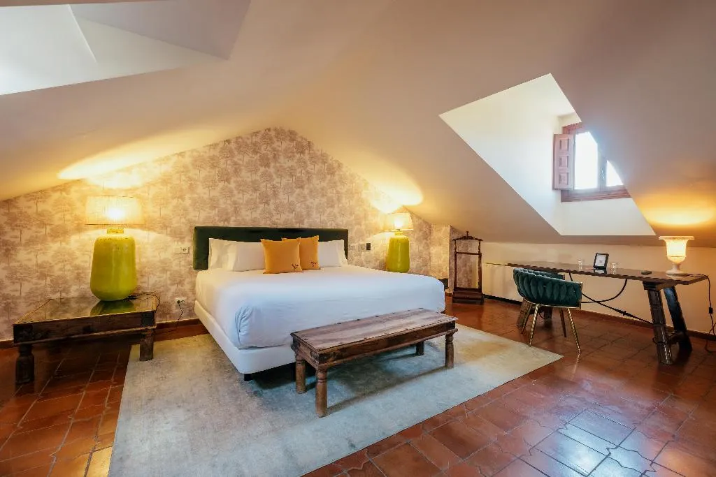 JUNIOR SUITE EXECUTIVE Room, Hotel Cetina Palacio Ayala Berganza, Madrid