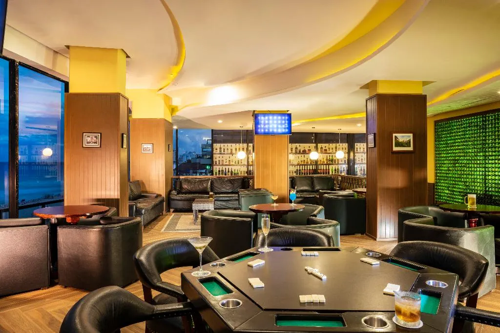 Bar, Crown Paradise Club Cancun All Inclusive, Cancun Area