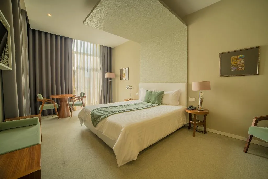 FAMILY ROOM TWO BEDROOMS Room, Do Parque, Porto