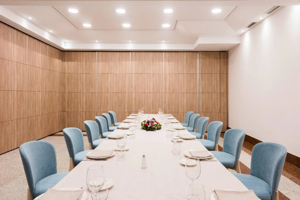 Restaurant, Guadalajara Conference Center Affiliated By Melia, Madrid