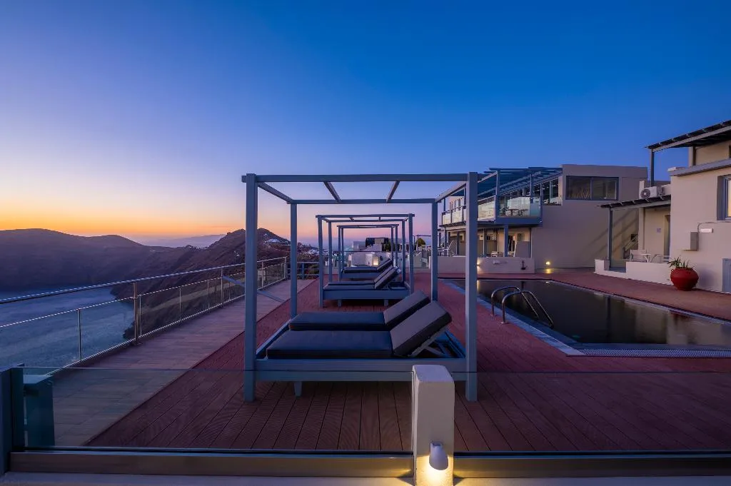 General view, Gizis Cliffside Suites, Santorini
