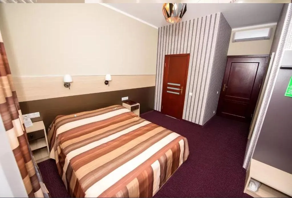 DOUBLE STANDARD Room, Kazimierz II, Krakow