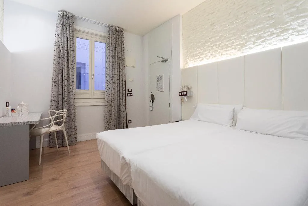 DOUBLE SINGLE USE STANDARD Room, Petit Palace Lealtad Plaza, Madrid