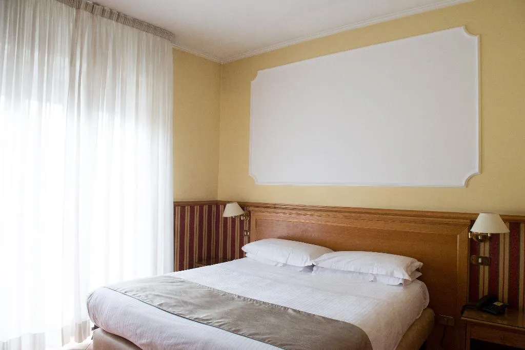 QUADRUPLE STANDARD Room, Leopardi Napoli, Naples