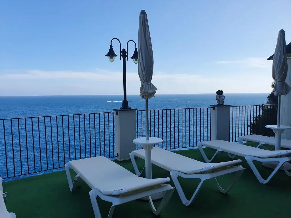 Sports and Entertainment, Villa Maria Pia, Naples