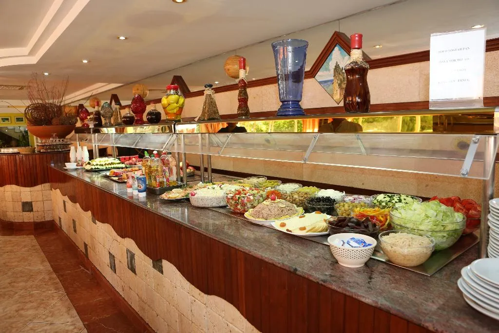 Restaurant, Manaus, Majorca