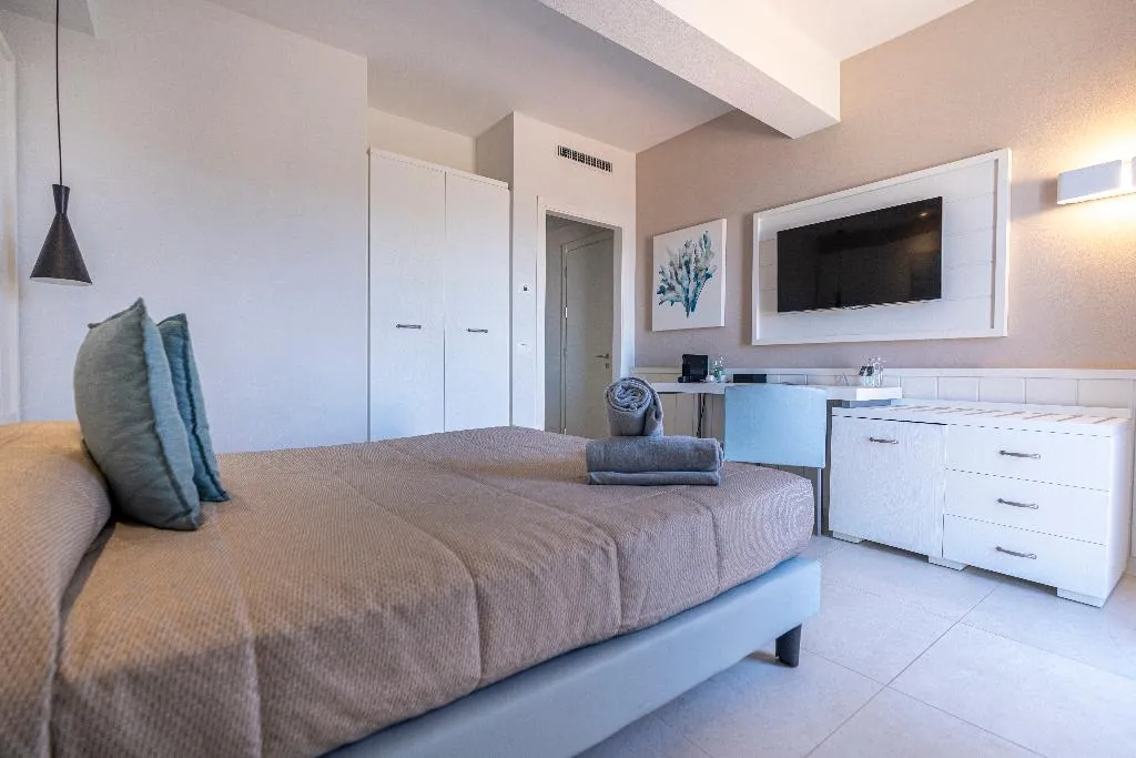 Double or Twin STANDARD Room, Mangia's Pollina Resort, Palermo