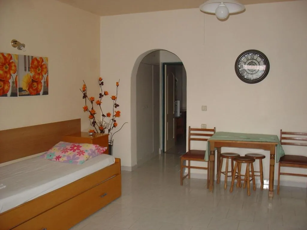 Room, Lyristis Apartments Plus, Rhodes