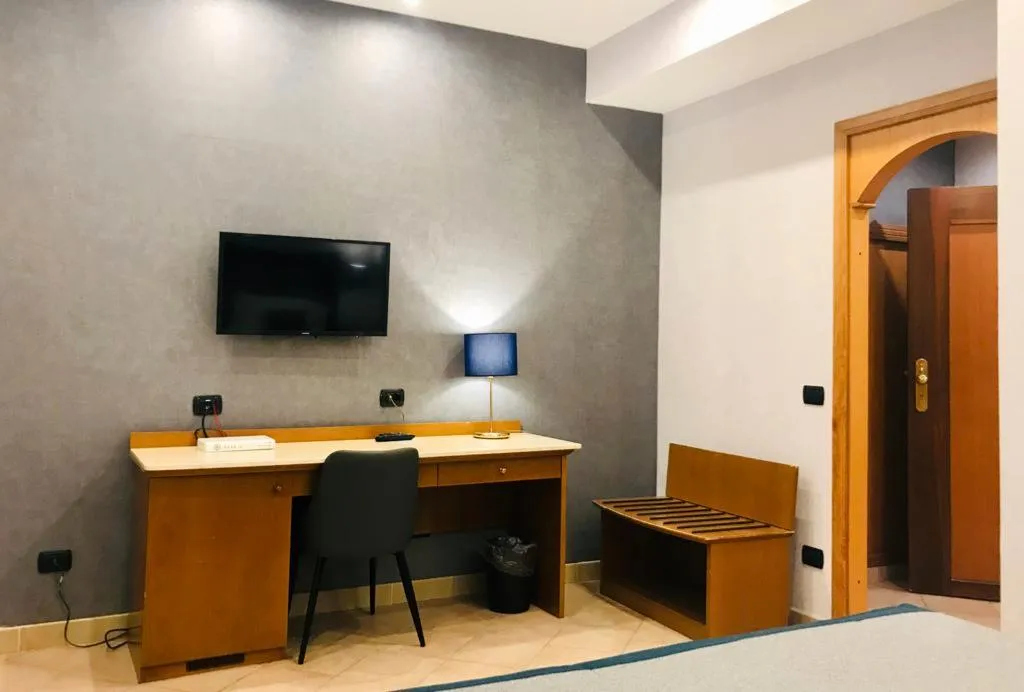 DOUBLE SINGLE USE STANDARD Room, American Hotel, Naples
