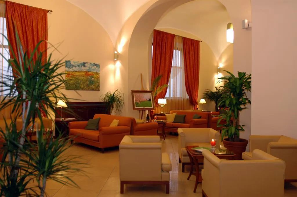 Bar, Le Cheminee Business Hotel, Naples