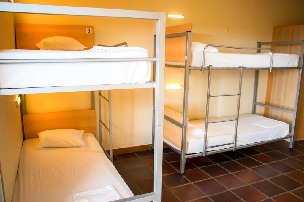 Bed in dormitory CAPACITY 6 Room, Hi Almada - Pousada de Juventude, Lisbon