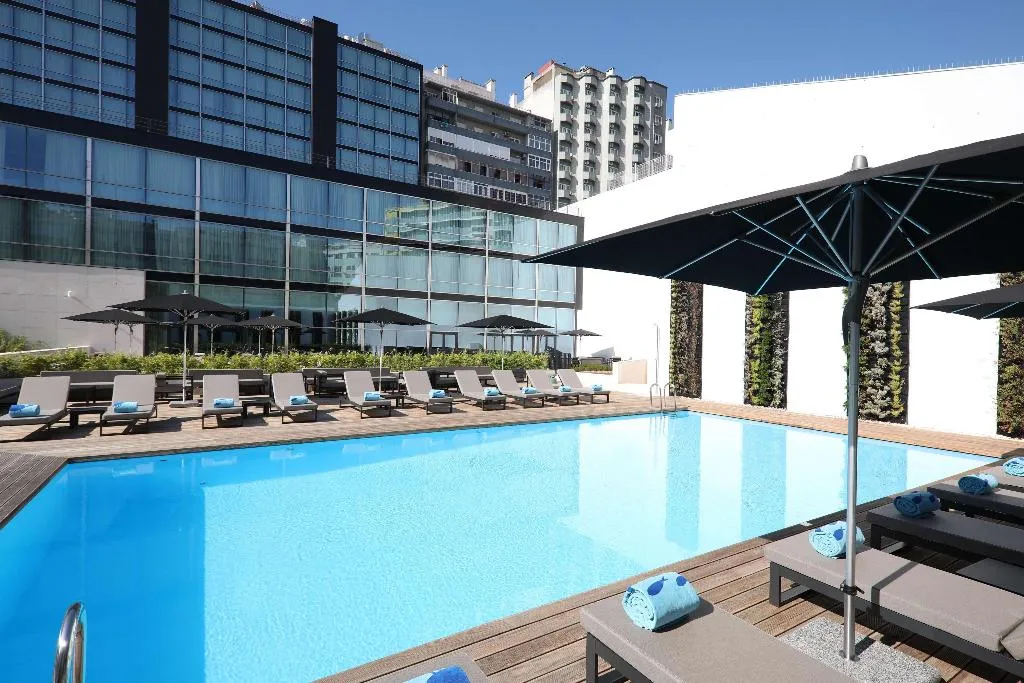 Pool, Iberostar Selection Lisboa, Lisbon