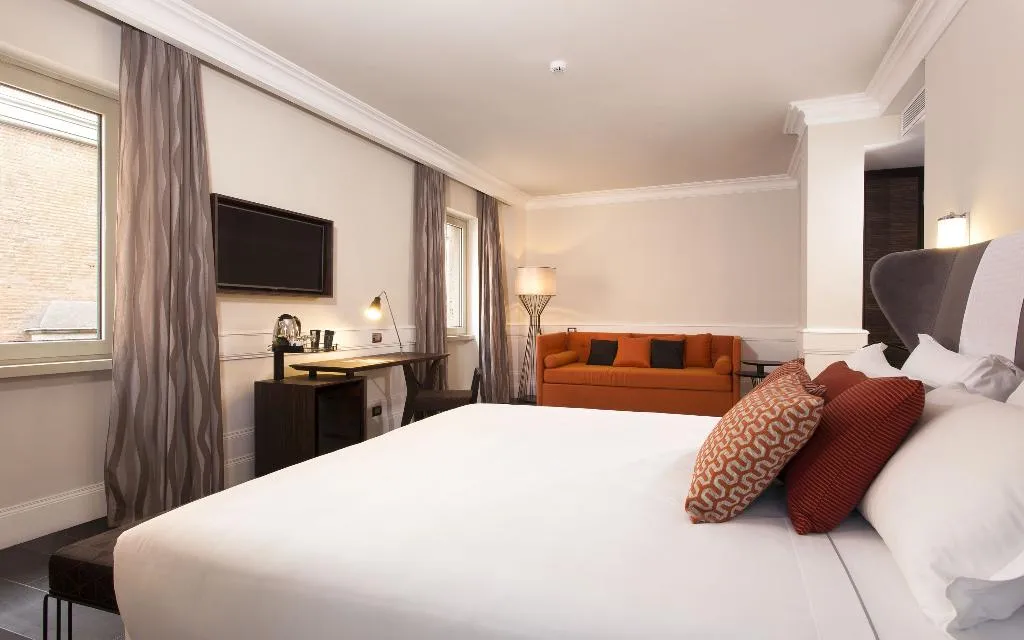 Double or Twin STANDARD Room, Palazzo Navona, Rome