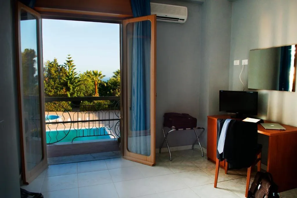 SINGLE STANDARD Room, Dei Pini, Catania