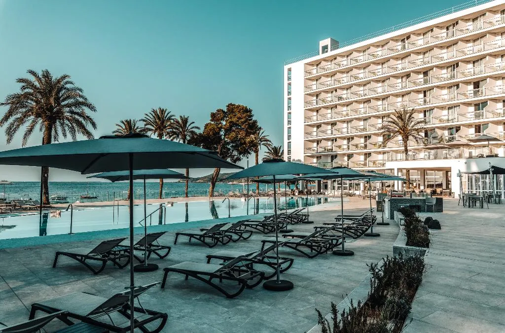 Pool, The Ibiza Twiins, Ibiza