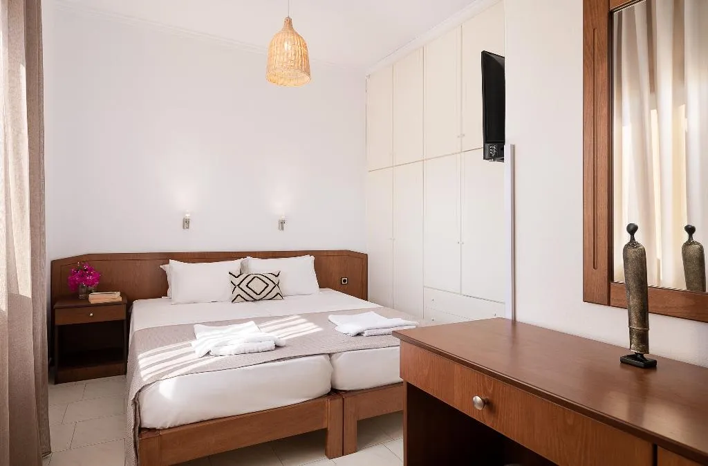 APARTMENT TWO BEDROOMS ONE BATHROOM Room, Artemis Apartments, Crete