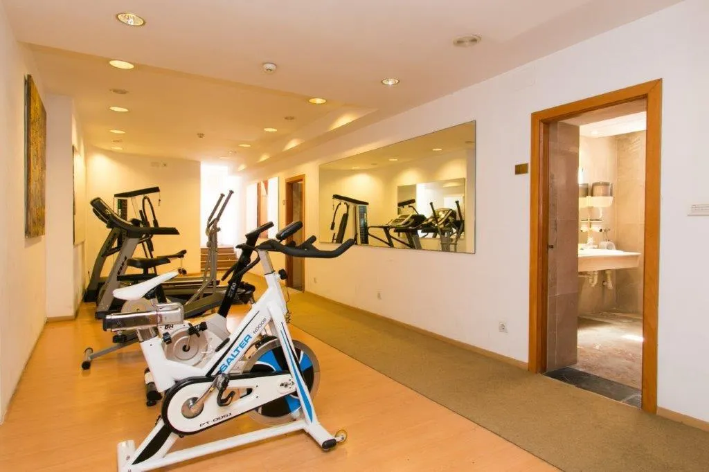 Sports and Entertainment, Artmadams, Majorca