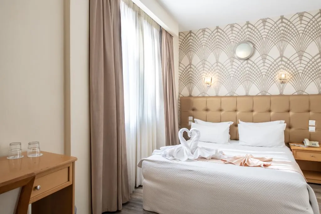 SINGLE STANDARD Room, Golden City, Athens
