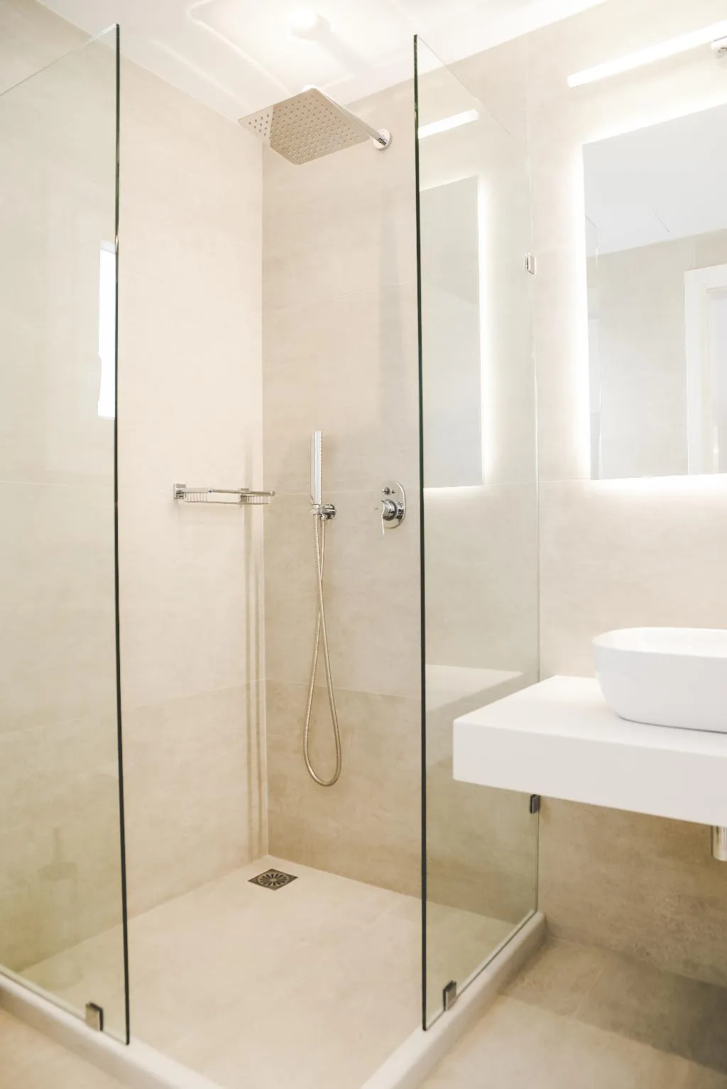 Double or Twin SUPERIOR Room, Super Paradise Hotel, Mykonos