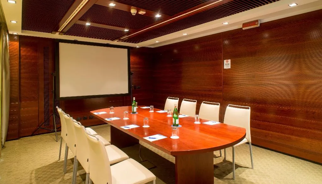 Conferences, NH Milano 2, Milan