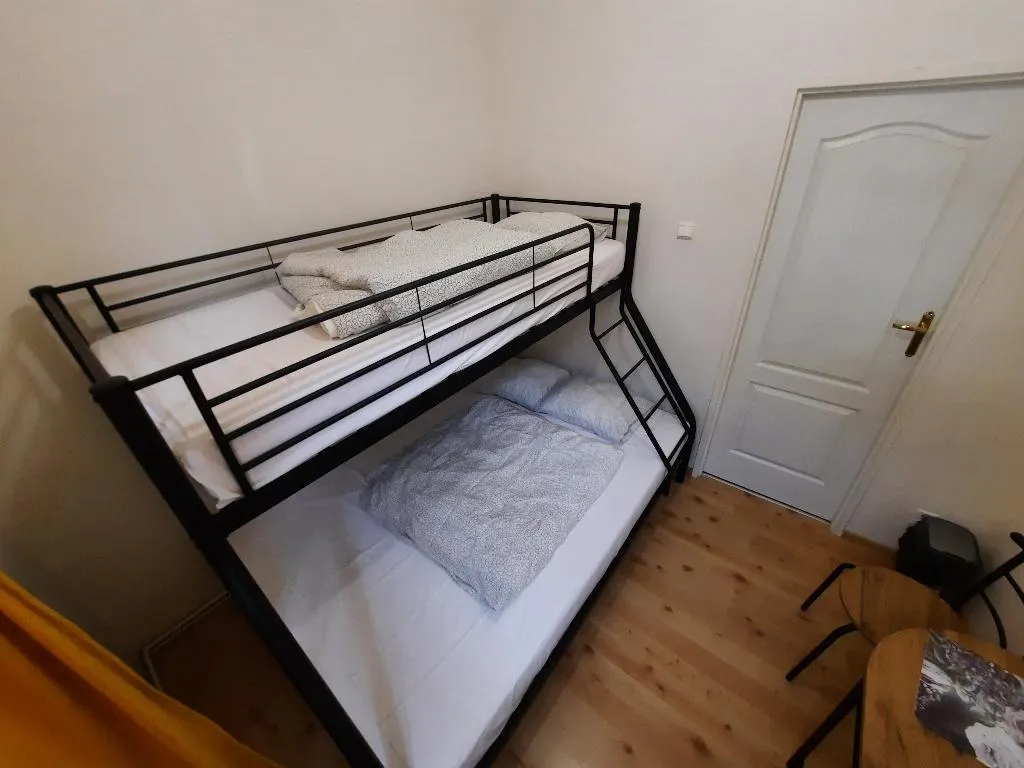 APARTMENT TWO BEDROOMS Room, Lorf Hostel&Coffee, Krakow