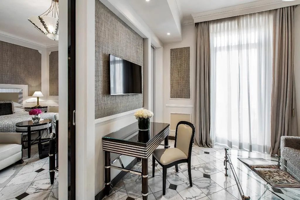 SUITE DELUXE Room, Baglioni Hotel Regina, Rome