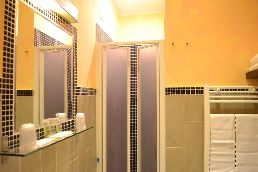 Room, Tiburtina House, Rome