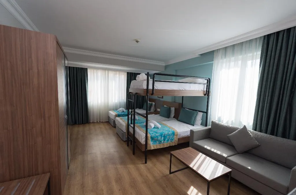 FAMILY ROOM SUPERIOR Room, Side Village Hotel, Antalya