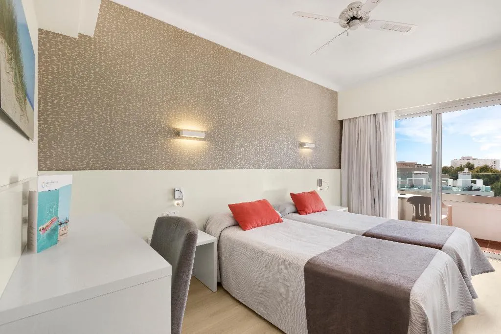 Room, Metropolitan Playa, Majorca