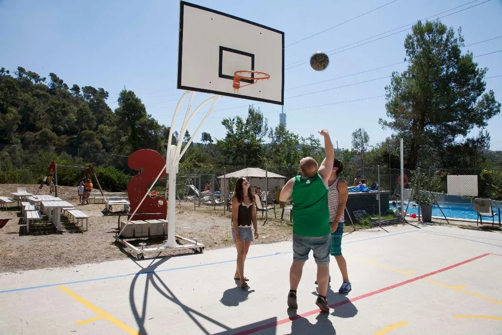 Sports and Entertainment, Inout Hostel, Barcelona