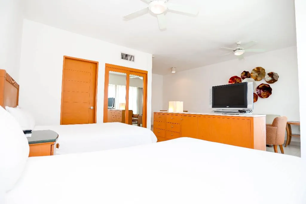 JUNIOR SUITE TWO DOUBLE BEDS Room, Ambiance Suites Cancun, Cancun Area