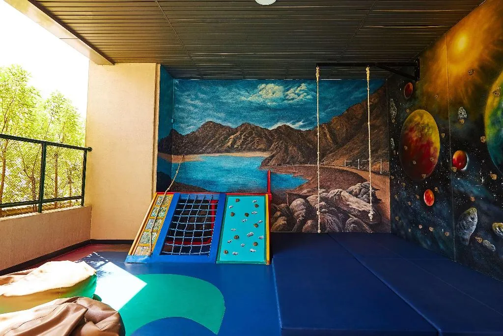 Sports and Entertainment, Radisson Blu Residence Dubai Marina, Dubai