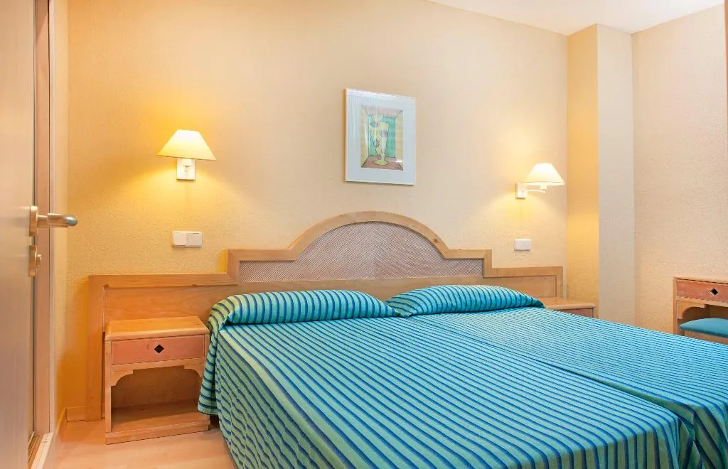 Room, Iberostar Ciudad Blanca Alcudia Apartamentos, Majorca