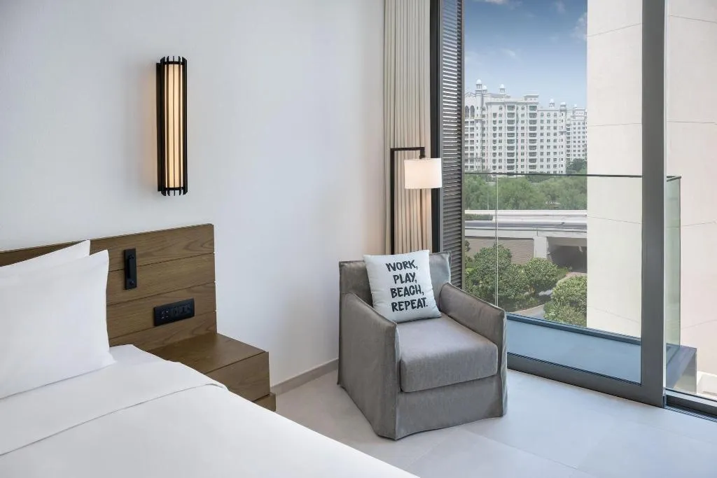 TWIN SUPERIOR Room, Radisson Beach Resort Palm Jumeirah, Dubai