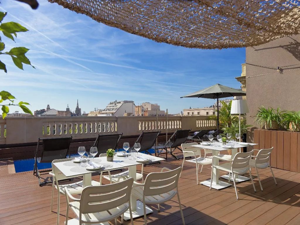 Pool, H10 Urquinaona Plaza, Barcelona