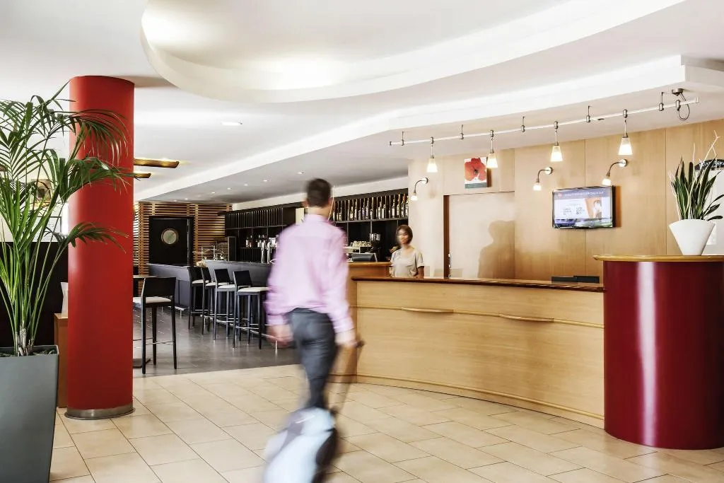 Lobby, Ibis Barcelona Molins De Rei, Barcelona