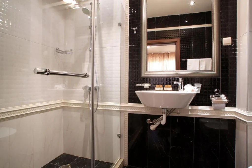 APARTMENT ONE BEDROOM Room, Argisht Palace, Varna