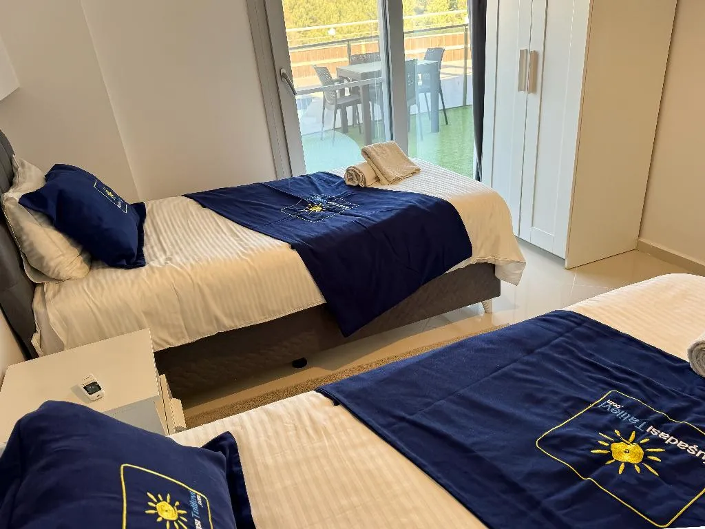 APARTMENT TWO BEDROOMS TWO BATHROOMS Room, Lavender Residence, Izmir
