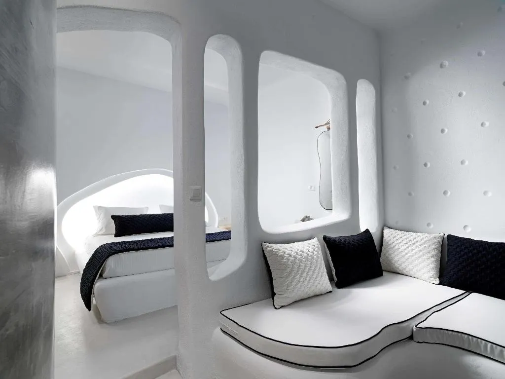 Room, Tholos Resort, Santorini