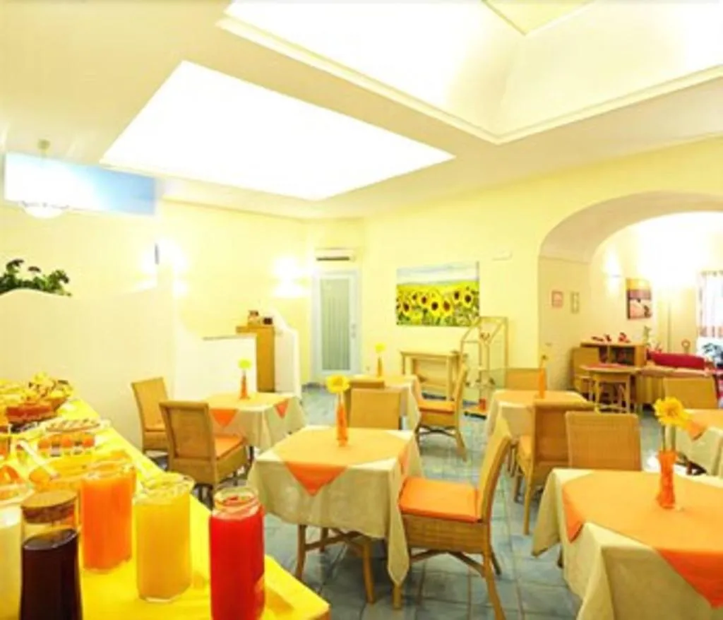 Restaurant, Sharon House, Naples