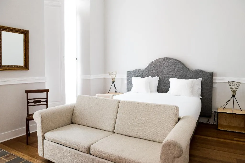 SUITE SUPERIOR WITH BALCONY Room, 1869 PrIncipe Real, Lisbon