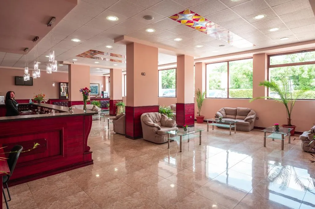 Lobby, Paradise Green Park, Varna