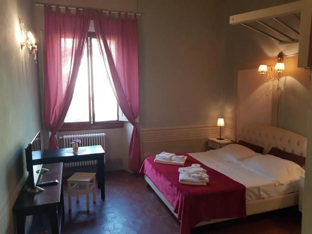 Room, B&B I Rinascimenti, Florence