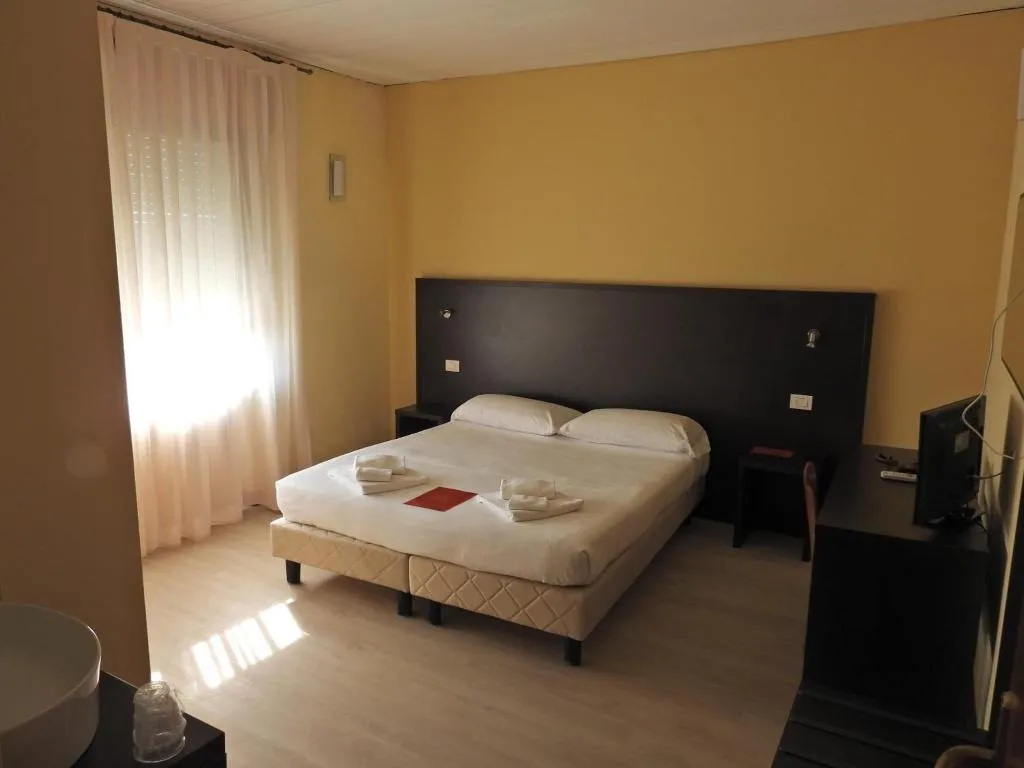 Room, Guidi, Venice