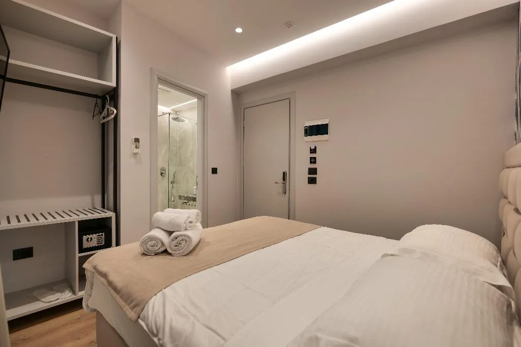 DOUBLE STANDARD Room, Hotel Oasis, Southern Albania