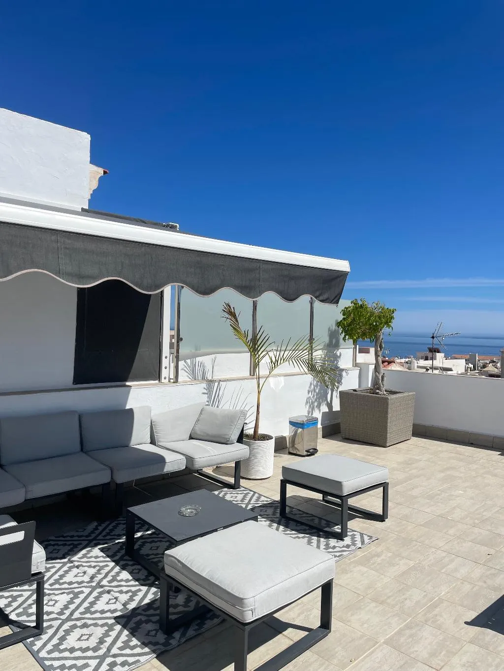 Terrace, Abril Apartamentos, Costa Del Sol